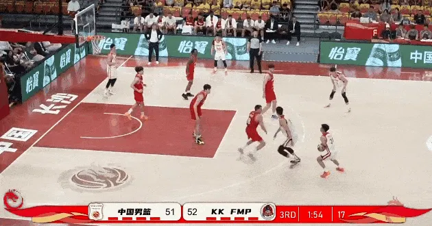 九游娱乐官方网站-赵维伦干拔三分投进，焦泊乔双手暴扣已经得到11分