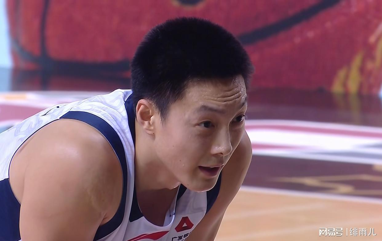 九游娱乐官方网站-不打了！上海最强“核武”被曝因伤缺阵，至少输广东队20分以上？